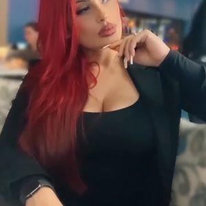 Meet your Posher, Eileen